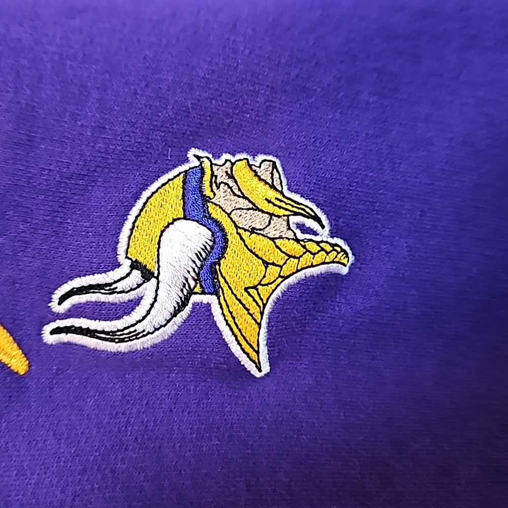 Vtg Viking's 2XL crewneck sweatshirt, purple gold - Picture 4 of 8